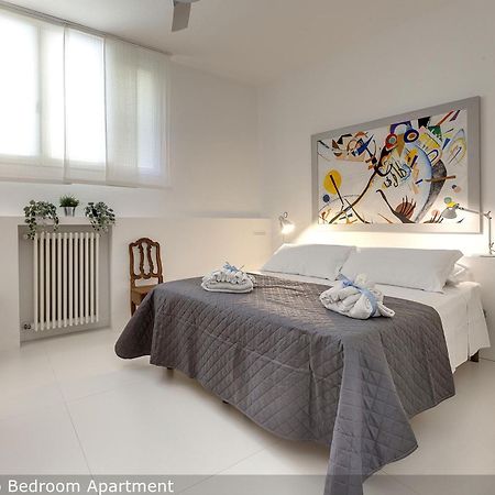 Ulisse & Penelope Apartments By Mamo Флоренция Екстериор снимка